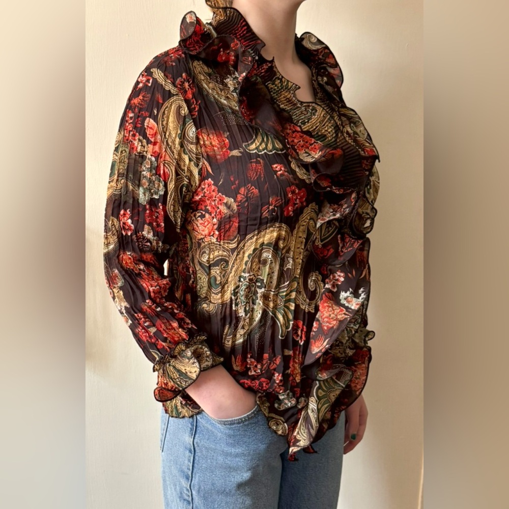 Vintage 90s Laura Petites Ruffled Button Front Pleated Floral and Paisley Blouse - Picture 7 of 15